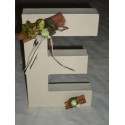 Marque-Table Chassis Turquoise thème roses blanches